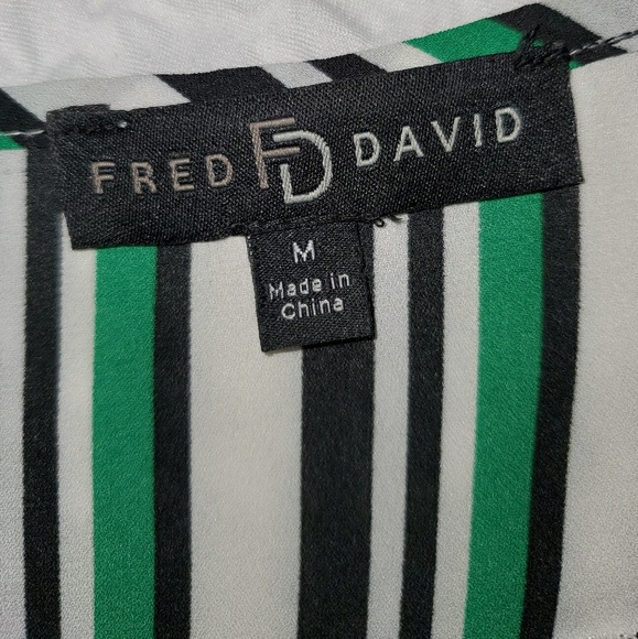 Striped Blouse like new - Picture 4 of 4